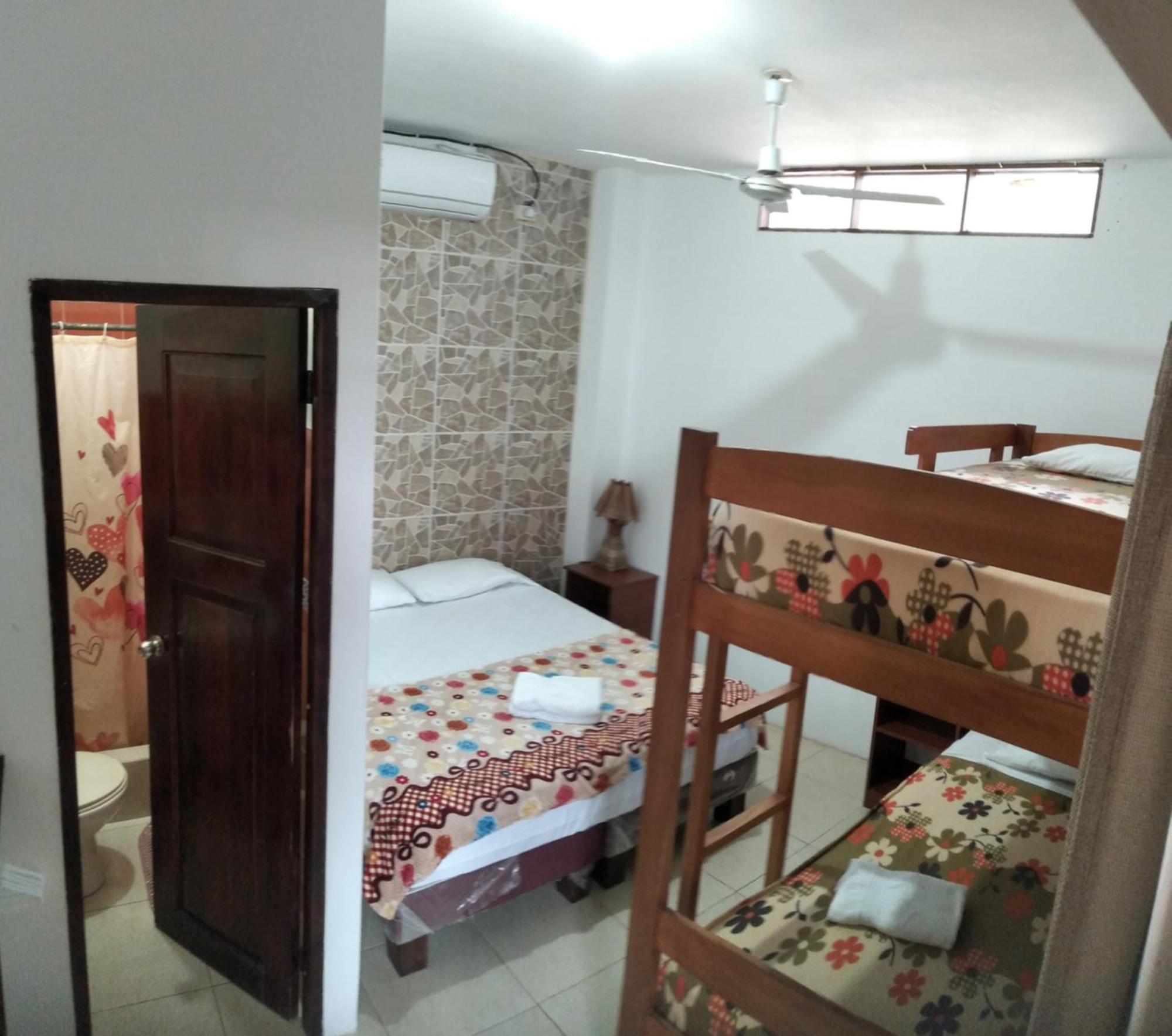 Hostal Casa Taisha Монтаньита Экстерьер фото