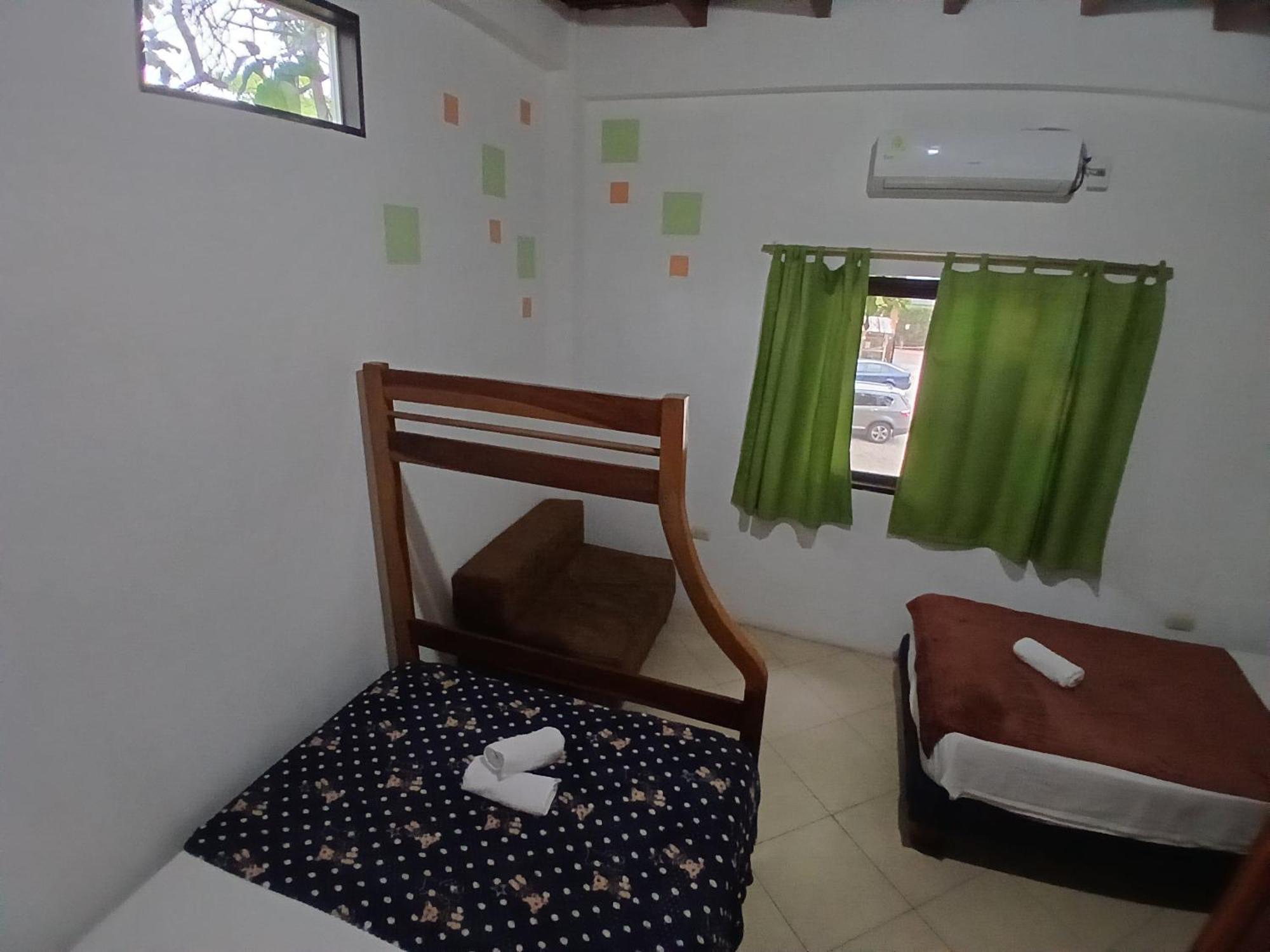 Hostal Casa Taisha Монтаньита Экстерьер фото